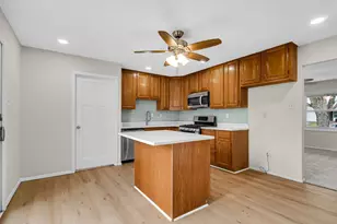 721 Fox River Rd, Valparaiso, IN 46385 - Photo 7