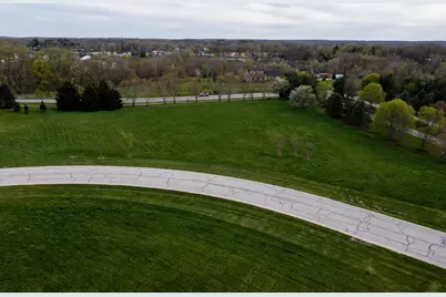 3375 Fall Meadows Circle, Valparaiso, IN 46385 - Photo 9