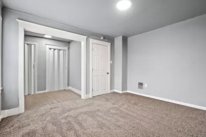 565 Jackson Street, Gary, IN 46402 - Photo 13