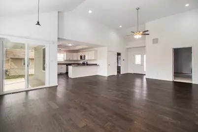 2352 Four Seasons Parkway, Crown Point, IN 46307 - Photo 3