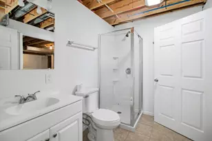 2352 Four Seasons Pkwy, Crown Point, IN 46307 - Photo 15