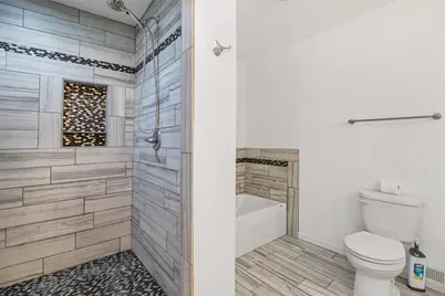 2352 Four Seasons Parkway, Crown Point, IN 46307 - Photo 11