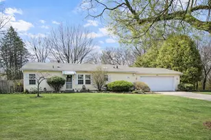 1392 W 300 N, La Porte, IN 46350 - Photo 9