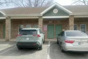 425 N Broad St, Griffith, IN 46319 - Photo 1