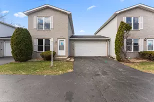 1009 Windsor Ln, Dyer, IN 46311 - Photo 1