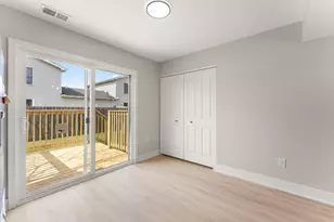 1009 Windsor Ln, Dyer, IN 46311 - Photo 9