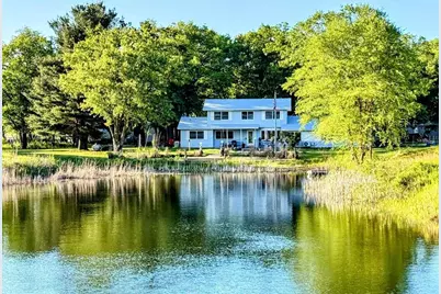 15752 W 400 N, Medaryville, IN 47957 - Photo 1