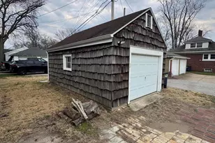 405 Madison St, Michigan City, IN 46360 - Photo 25