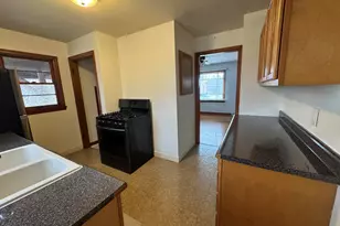 405 Madison St, Michigan City, IN 46360 - Photo 5