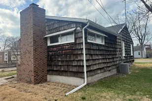 405 Madison St, Michigan City, IN 46360 - Photo 23