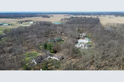 490 W 75 S, Valparaiso, IN 46385 - Photo 31