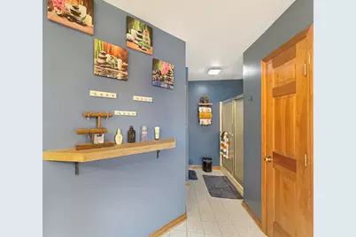 490 W 75 S, Valparaiso, IN 46385 - Photo 13