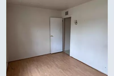 516 W 13th Street, La Porte, IN 46350 - Photo 9