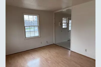 516 W 13th Street, La Porte, IN 46350 - Photo 3