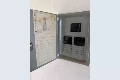 516 W 13th Street, La Porte, IN 46350 - Photo 11