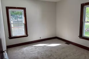 812 S Lake Park Ave, Hobart, IN 46342 - Photo 7