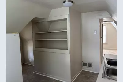 812 S Lake Park Avenue, Hobart, IN 46342 - Photo 15