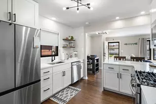 2630 Forest Park Dr, Dyer, IN 46311 - Photo 11