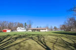 303 Dahlke St, North Judson, IN 46366 - Photo 3