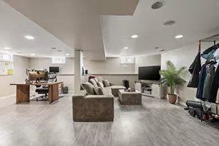 811 Polk Ave, Dyer, IN 46311 - Photo 17