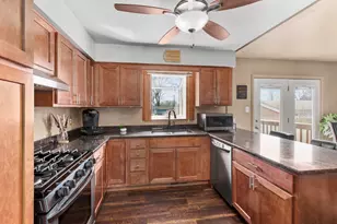 7511 Idaho Ave, Hammond, IN 46323 - Photo 5