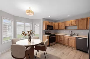 9966 Pheasant Ln, Saint John, IN 46373 - Photo 7