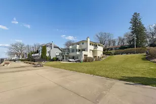 2940 Lake Shore Dr, Long Beach, IN 46360 - Photo 37