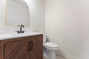 2403 Thomas Rd, Valparaiso, IN 46383 - Photo 19