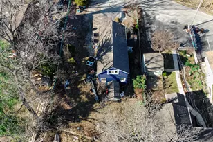 1210 Edgewater Beach Rd, Valparaiso, IN 46383 - Photo 5