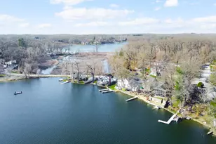 1210 Edgewater Beach Rd, Valparaiso, IN 46383 - Photo 7