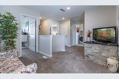 6739 Ontario Avenue, Hammond, IN 46323 - Photo 17