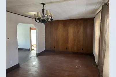 111 N Calumet Avenue, Michigan City, IN 46360 - Photo 5