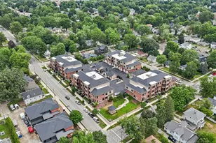 204 N Campbell St, Valparaiso, IN 46385 - Photo 3