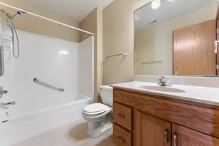 6458 Grosbeak Ct, Hobart, IN 46342 - Photo 23