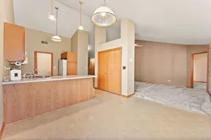 6458 Grosbeak Ct, Hobart, IN 46342 - Photo 11