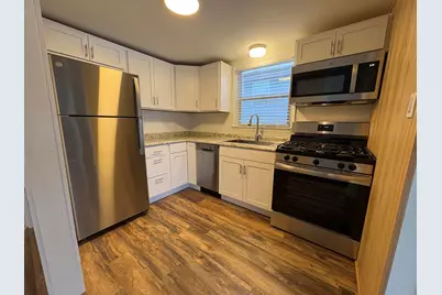 121 W Lakeview Drive, Lowell, IN 46356 - Photo 5