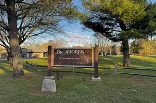 2201 Bayview Dr, Michigan City, IN 46360 - Photo 41