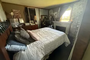 14380 W Walnut St, Deputy, IN 47230 - Photo 17