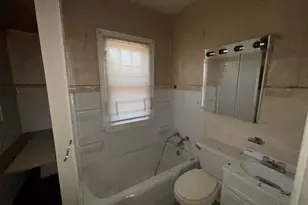 128 W 41st Ave, Gary, IN 46408 - Photo 11