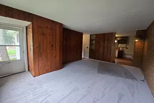 721 N Carroll Ave, Michigan City, IN 46360 - Photo 9