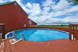 17204 Colorado St, Hebron, IN 46341 - Photo 9