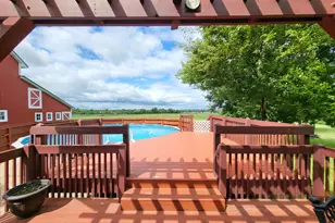 17204 Colorado St, Hebron, IN 46341 - Photo 7