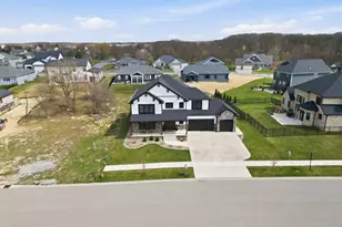 11241 Oak Ridge Ct, Crown Point, IN 46307 - Photo 57