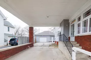 102 S Newton St, Goodland, IN 47948 - Photo 5