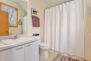 120 E Beachview Ave, Beverly Shores, IN 46301 - Photo 9