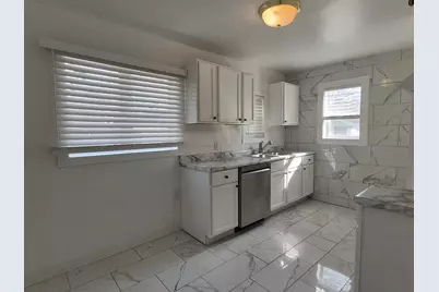 908 E 45th Avenue, Gary, IN 46409 - Photo 5