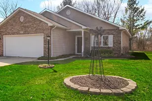 317 Azalea Dr, Hobart, IN 46342 - Photo 1