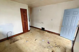 1567 Rutledge St, Gary, IN 46404 - Photo 9