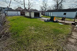1567 Rutledge St, Gary, IN 46404 - Photo 23