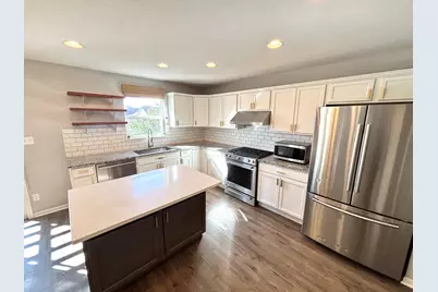 2751 Kildare Courtyard, Valparaiso, IN 46385 - Photo 5